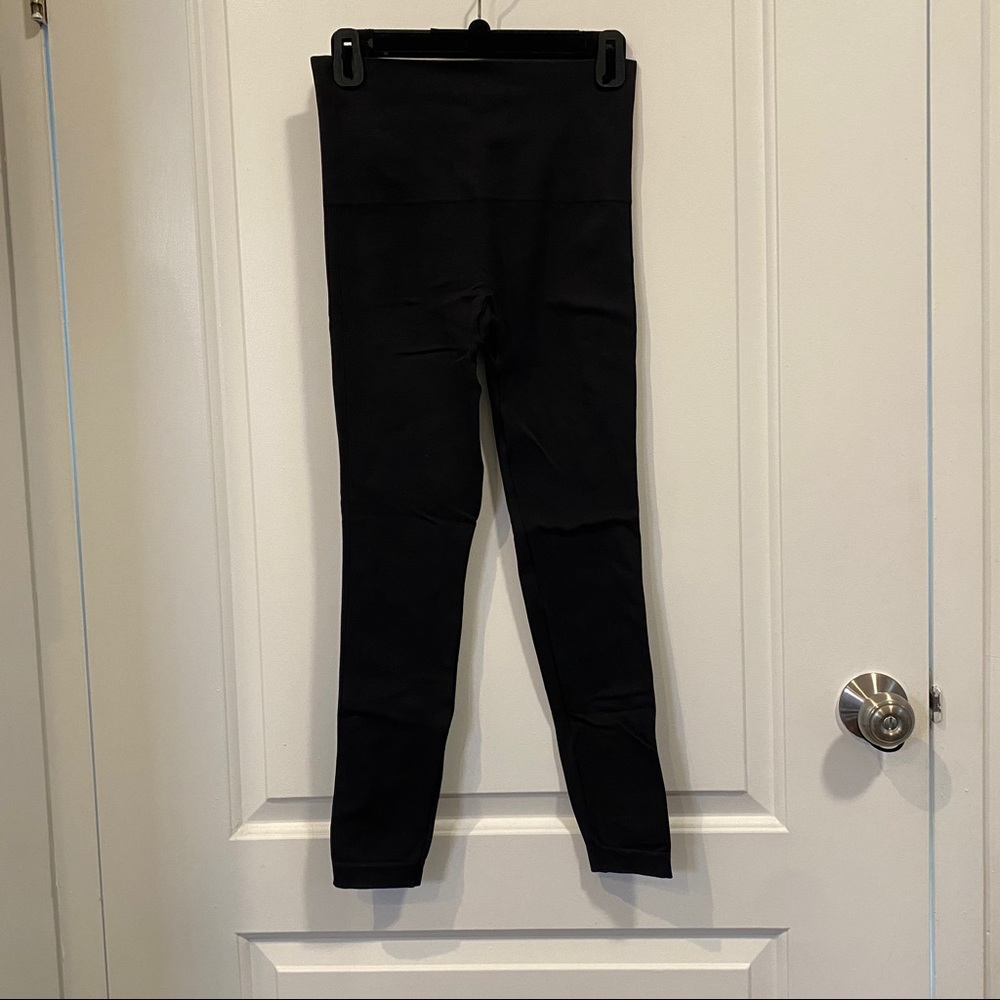 Spanx Seamless Leggings - Picture 7 of 7